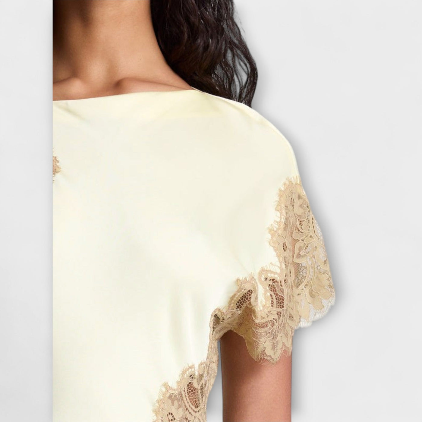 Margaret - Maxi Dress with Satin and Lace Accents